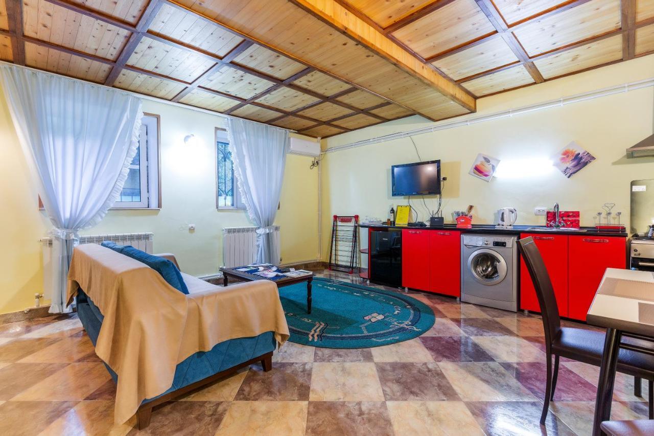 Salomes Apartment Tuti Bordjomi Extérieur photo